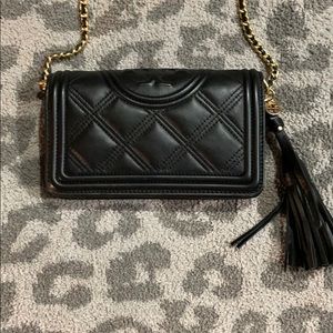 TORY BURCH FLEMING SOFT WALLET CROSSBODY